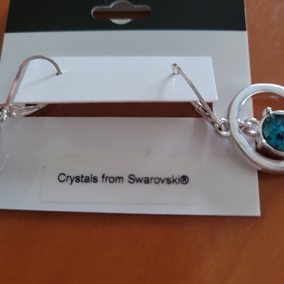 Nine West 90's Swarovski Blue Crystal Leverback‎ Drop Earrings - Picture 3 of 4